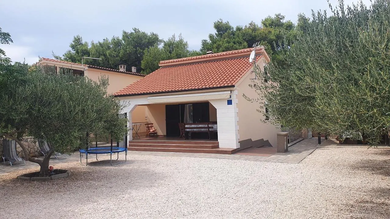 Holiday home Neno Villa Vir