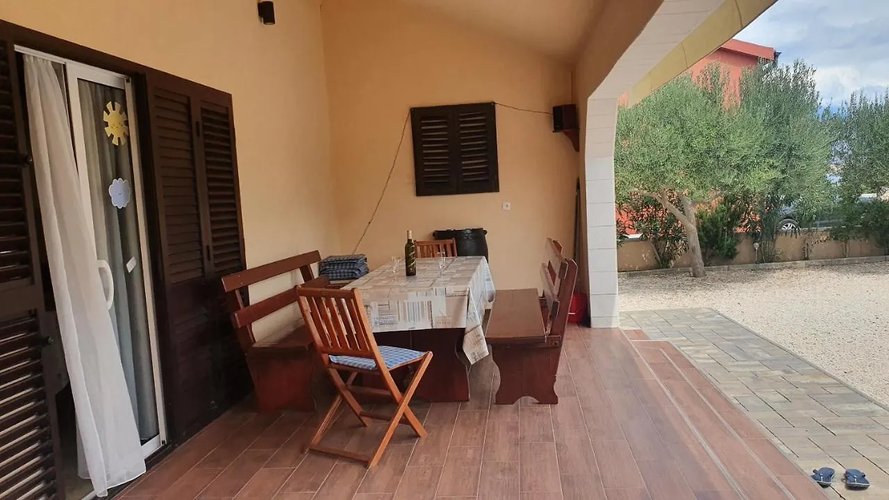 Holiday home Neno Villa Vir Croatia